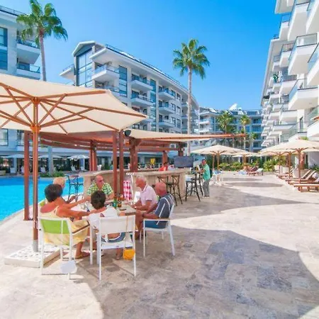 Aqua Residence Apartment
