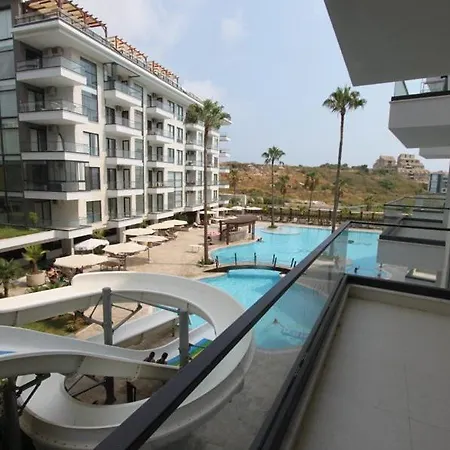 Aqua Residence *